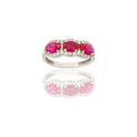 Anello Oro Bianco Oro 18 carati Trilogy Con Pave' Zirconi Bianchi, Zirconi Rossi spessore gambo mm. 2,3  spessore pietre 6,8