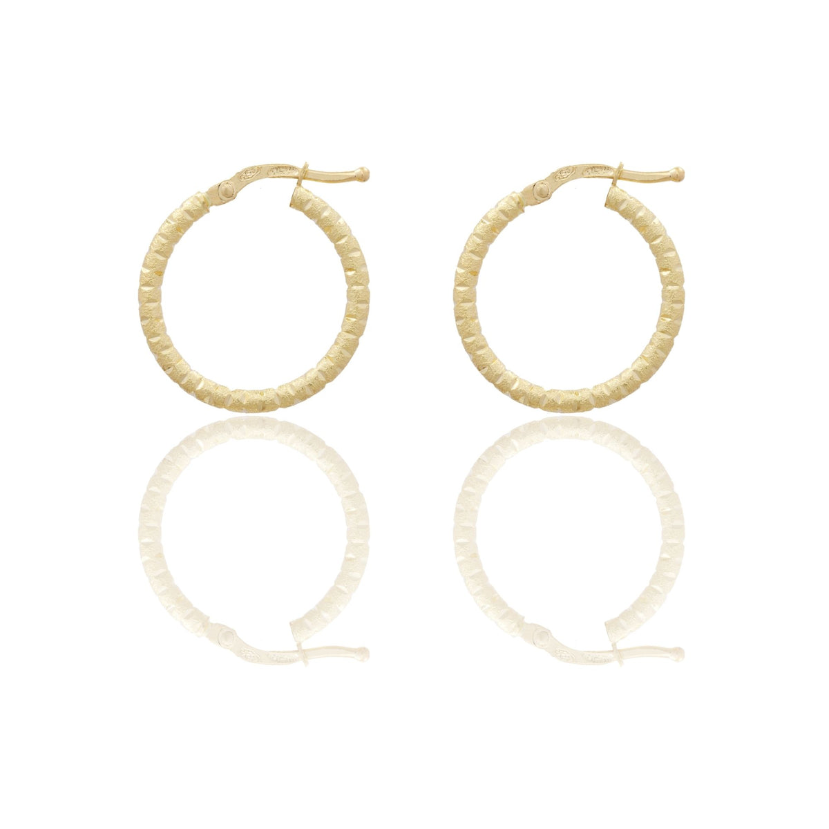 Orecchini Oro Giallo Oro 18 carati Cerchio  Solo Oro Spessore mm. 2 diametro interno cm.1,5