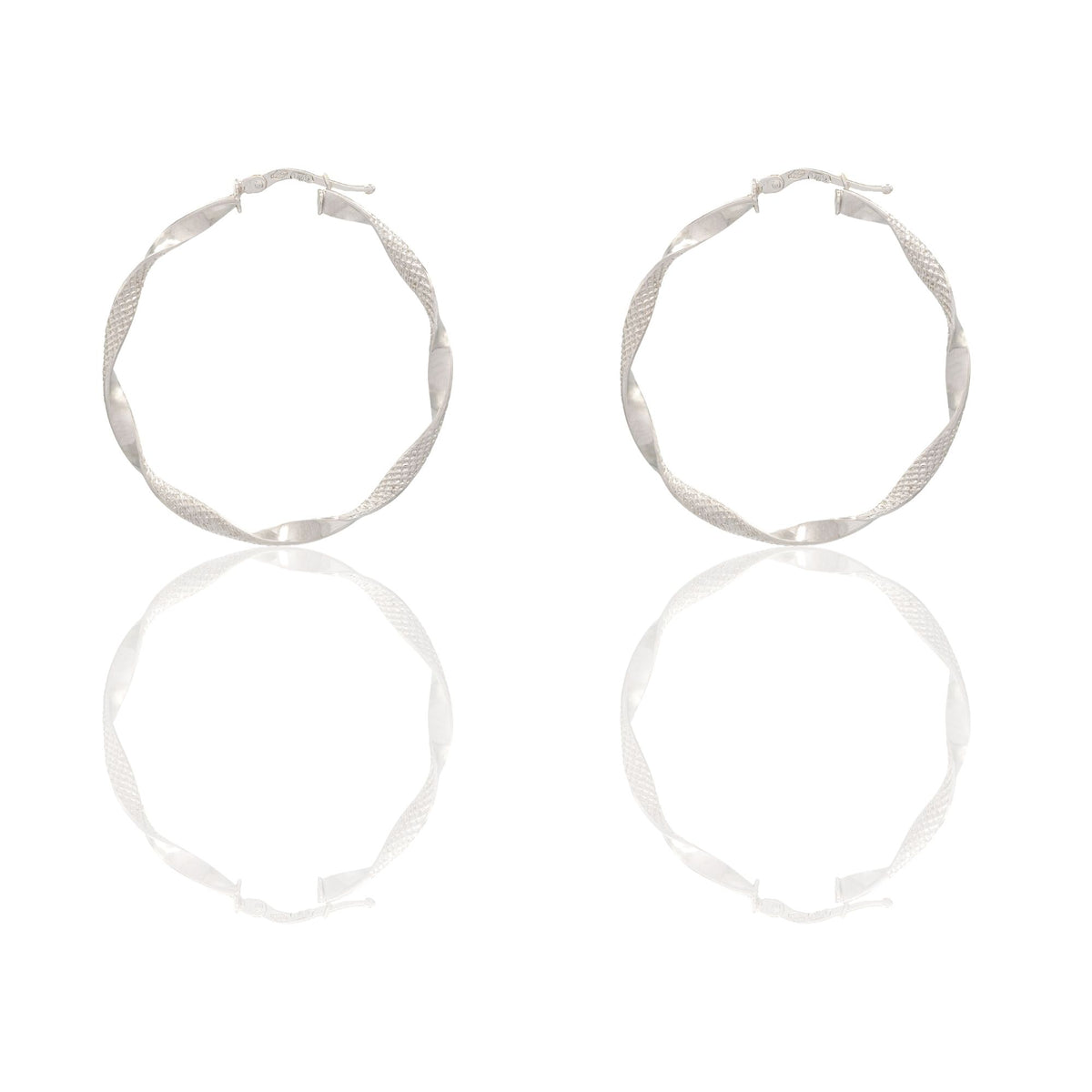 Orecchini Oro Bianco Oro 18 carati Cerchio  Solo Oro Spessore mm. 2 diametro interno cm.3,00