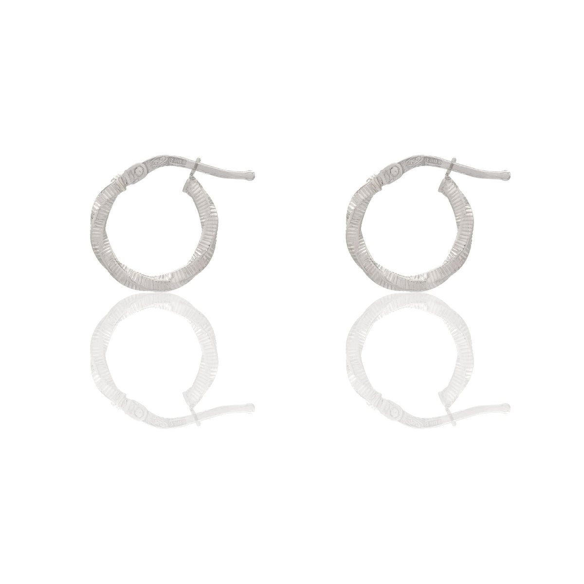 Orecchini Oro Bianco Oro 18 carati Cerchio  Solo Oro Spessore mm. 2 diametro interno cm.1