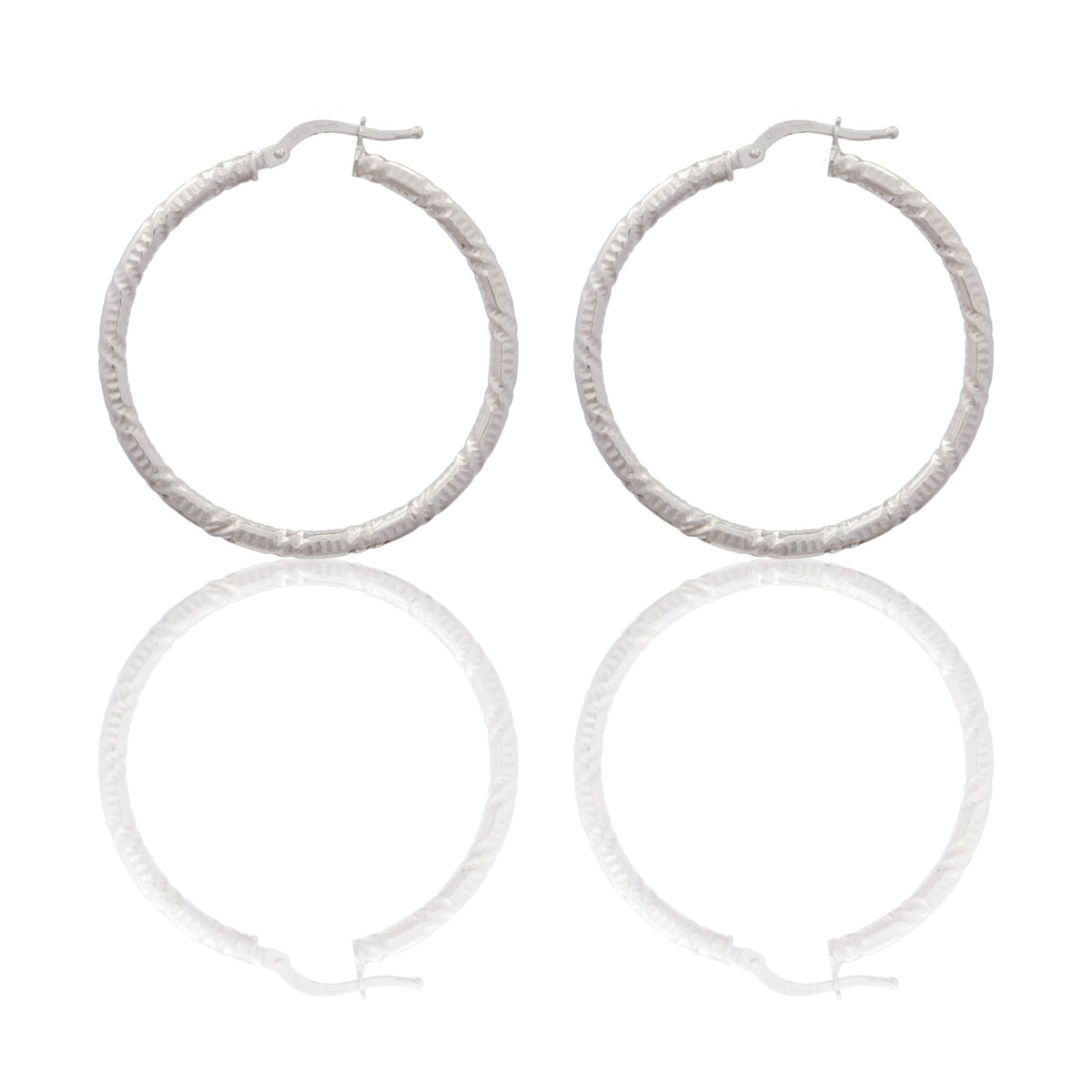 Orecchini Oro Bianco Oro 18 carati Cerchio  Solo Oro Spessore mm. 2,5 diametro interno cm.3