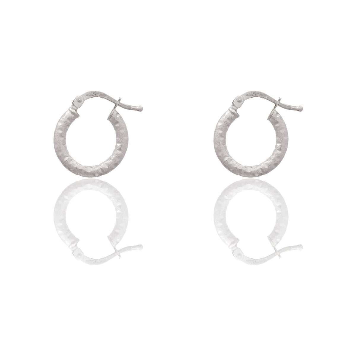 Orecchini Oro Bianco Oro 18 carati Cerchio  Solo Oro Spessore mm. 3 diametro interno cm.1
