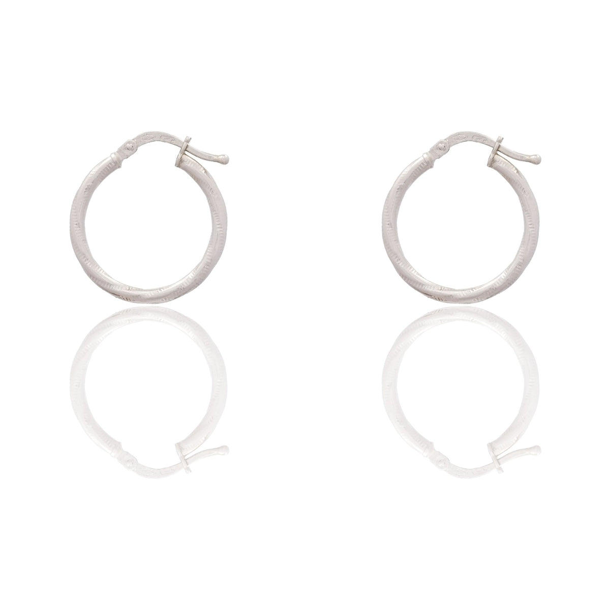 Orecchini Oro Bianco Oro 18 carati  Cerchio Torchon Solo Oro  Spessore mm. 2 diametro interno cm.1,5 