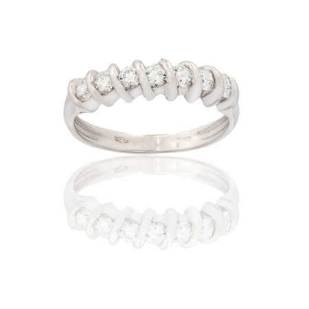 Anello Oro Bianco Oro 18 carati Veretta 7 Pietre Zirconi Bianchi spessore gambo 1,2 mm , spessore pietre 3,8