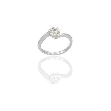 Anello Oro Bianco Oro 18 carati Solitario Tornito Zircone Bianco spessore gambo 1,7 mm , spessore pietra 6