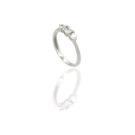 Anello Oro Bianco Oro 18 carati Trilogy a scalare Zirconi Bianchi spessore gambo 2,0 mm , spessore pietra 4