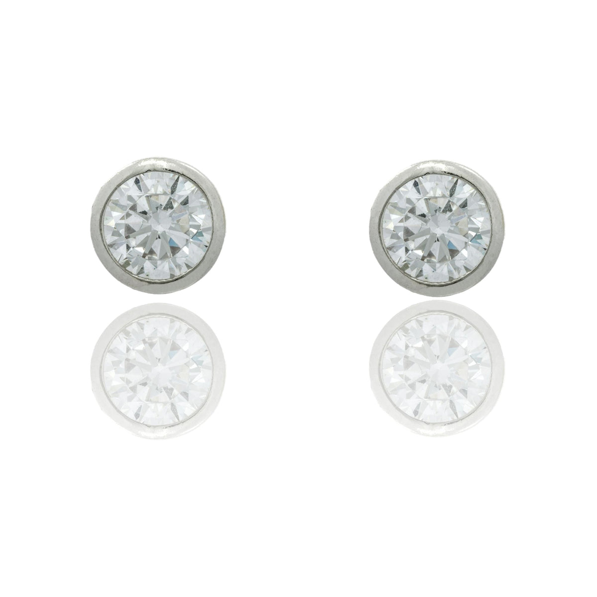 Orecchini Oro Bianco Oro 18 carati Punto Luce Con Contorno Lucido Zirconi Bianchi