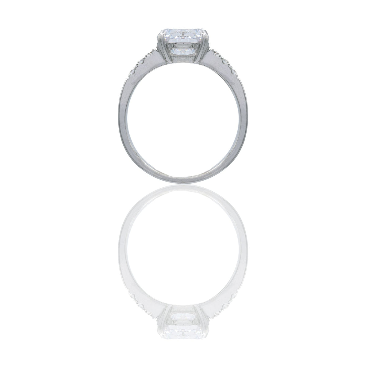 Anello Oro Bianco Oro 18 carati Solitario Pietra Bianca Centrale Con Zirconi Bianchi Su Gambo  Zirconi Bianchi
