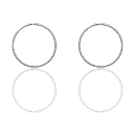 Orecchini Oro Bianco Oro 18 carati Cerchio Chiusura A Scomparsa  Solo Oro Spessore mm 0,8 diametro interno cm.1,5