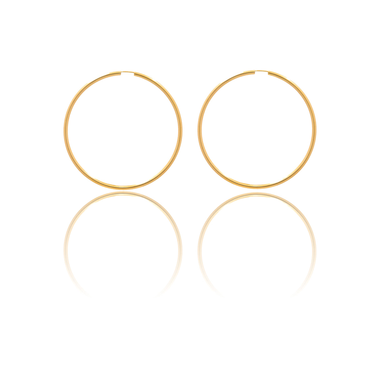Orecchini Oro Giallo Oro 18 carati Cerchio Chiusura A Scomparsa  Solo Oro  Spessore mm 2 diametro interno cm.5,5