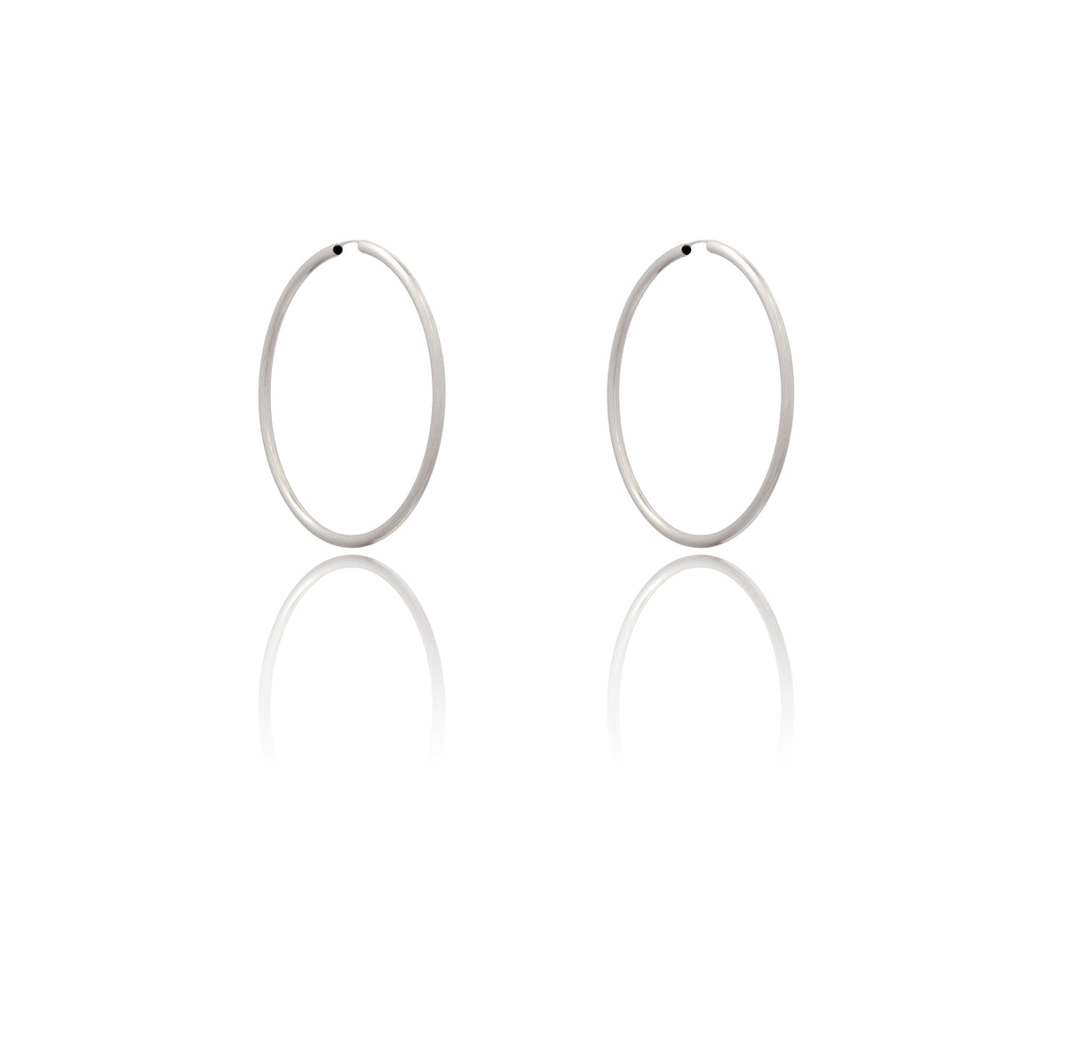 Orecchini Oro Bianco Oro 18 carati Cerchio Chiusura A Scomparsa  Solo Oro Spessore mm 2 diametro interno cm.4,5